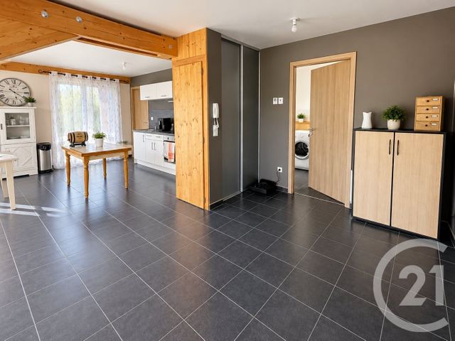 Appartement F2 à louer - 2 pièces - 46.0 m2 - ORCHAMPS VENNES - 25 - FRANCHE-COMTE - Century 21 Avenir Immobilier