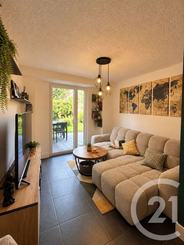 Appartement F3 à vendre - 5 pièces - 100.0 m2 - VERCEL VILLEDIEU LE CAMP - 25 - FRANCHE-COMTE - Century 21 Avenir Immobilier