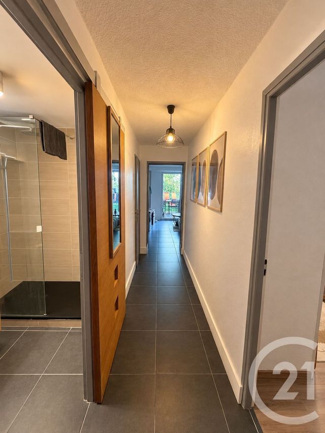 Appartement F3 à vendre - 5 pièces - 100.0 m2 - VERCEL VILLEDIEU LE CAMP - 25 - FRANCHE-COMTE - Century 21 Avenir Immobilier