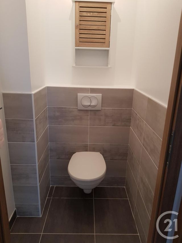 Appartement F2 à louer - 2 pièces - 47.9 m2 - VALDAHON - 25 - FRANCHE-COMTE - Century 21 Avenir Immobilier