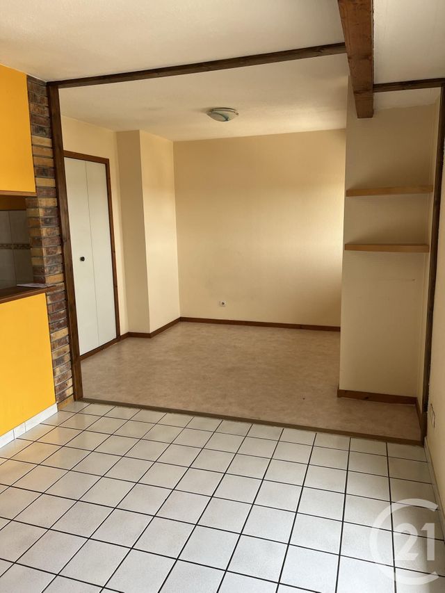 Appartement F2 à louer - 2 pièces - 36.0 m2 - VALDAHON - 25 - FRANCHE-COMTE - Century 21 Avenir Immobilier