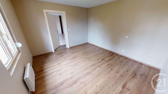 Afficher la photo en grand Appartement F4 à vendre - 4 pièces - 99.05 m2 - VALDAHON - 25 - FRANCHE-COMTE - Century 21 L'Immobilier Du Plateau