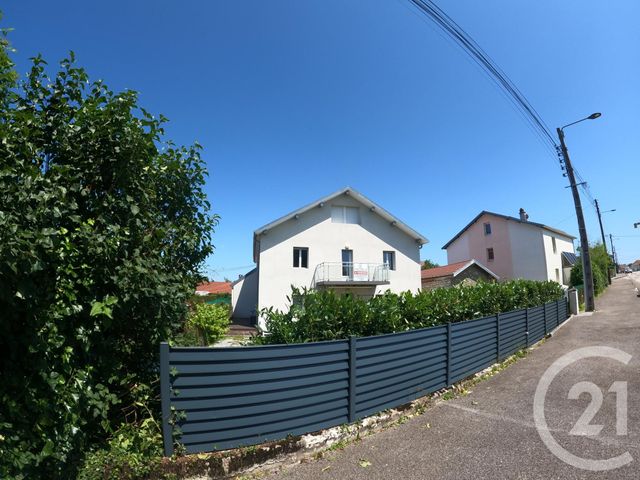 Afficher la photo en grand Appartement F4 à vendre - 4 pièces - 99.05 m2 - VALDAHON - 25 - FRANCHE-COMTE - Century 21 L'Immobilier Du Plateau