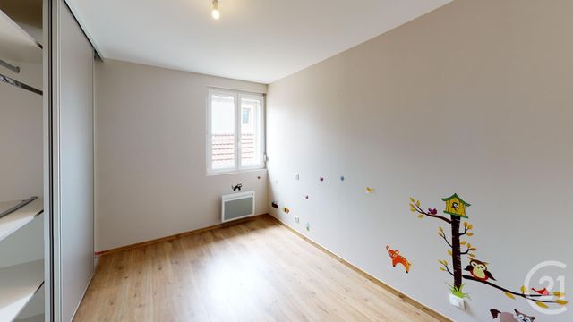 Afficher la photo en grand Appartement F4 à vendre - 4 pièces - 99.05 m2 - VALDAHON - 25 - FRANCHE-COMTE - Century 21 L'Immobilier Du Plateau