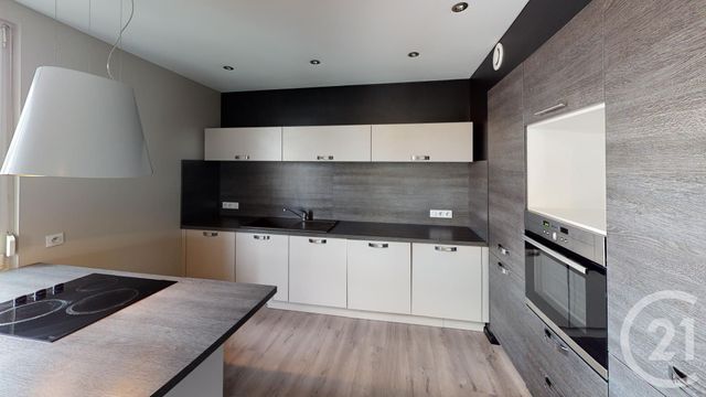 Afficher la photo en grand Appartement F4 à vendre - 4 pièces - 99.05 m2 - VALDAHON - 25 - FRANCHE-COMTE - Century 21 L'Immobilier Du Plateau
