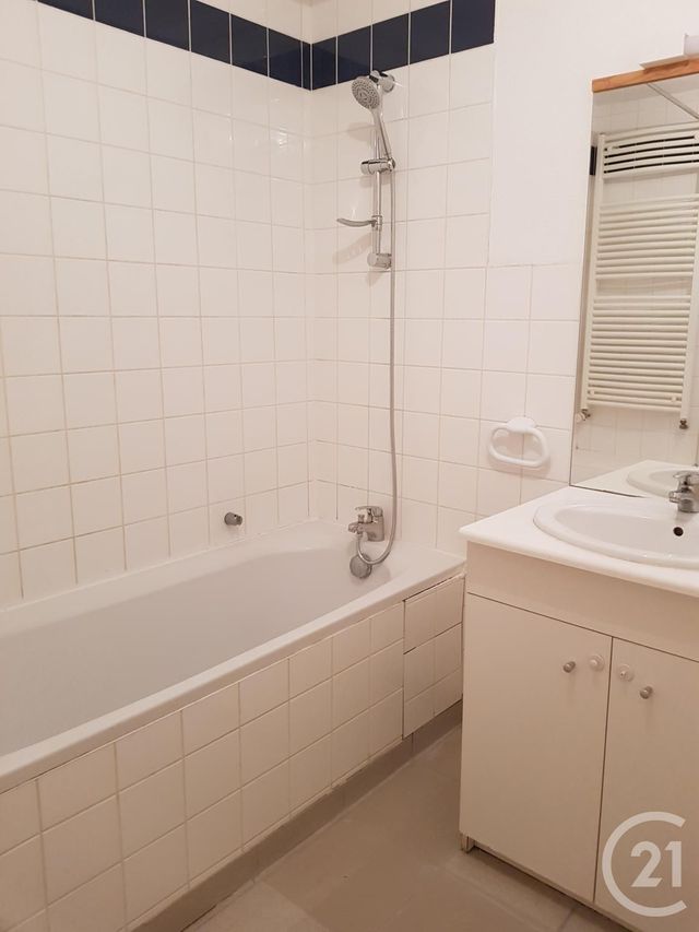 Afficher la photo en grand Appartement F3 à louer - 3 pièces - 69.02 m2 - AVOUDREY - 25 - FRANCHE-COMTE - Century 21 L'Immobilier Du Plateau