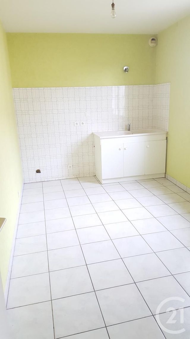 Afficher la photo en grand Appartement F2 à louer - 2 pièces - 45.53 m2 - VERCEL VILLEDIEU LE CAMP - 25 - FRANCHE-COMTE - Century 21 L'Immobilier Du Plateau