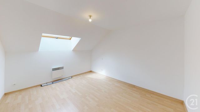 Afficher la photo en grand Appartement T3 à louer - 3 pièces - 76.4 m2 - VALDAHON - 25 - FRANCHE-COMTE - Century 21 L'Immobilier Du Plateau