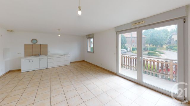 Afficher la photo en grand Appartement T3 à louer - 3 pièces - 76.4 m2 - VALDAHON - 25 - FRANCHE-COMTE - Century 21 L'Immobilier Du Plateau