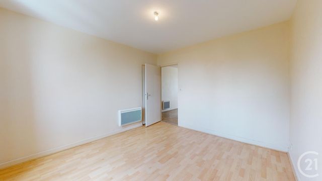 Afficher la photo en grand Appartement F3 à louer - 4 pièces - 83.12 m2 - VALDAHON - 25 - FRANCHE-COMTE - Century 21 L'Immobilier Du Plateau