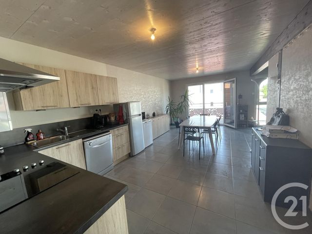 Afficher la photo en grand Appartement F3 à louer - 3 pièces - 66.5 m2 - VALDAHON - 25 - FRANCHE-COMTE - Century 21 L'Immobilier Du Plateau