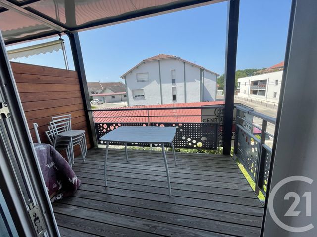 Afficher la photo en grand Appartement F3 à louer - 3 pièces - 66.5 m2 - VALDAHON - 25 - FRANCHE-COMTE - Century 21 L'Immobilier Du Plateau